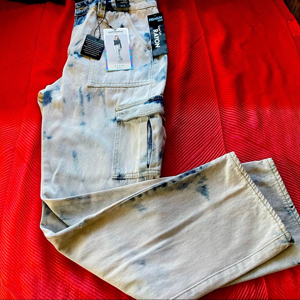 SIMPLE SOCIETY JEANS